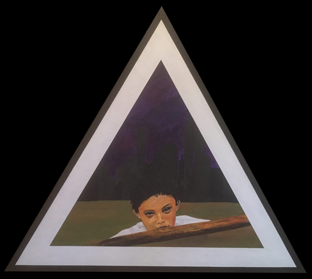 un portrait dans une forme triangulaire